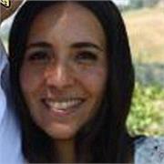 Docente di Storia dell'arte impartisce lezioni di carattere generico su tante materie : italiano, inglese, storia, arte, geografia, scienze